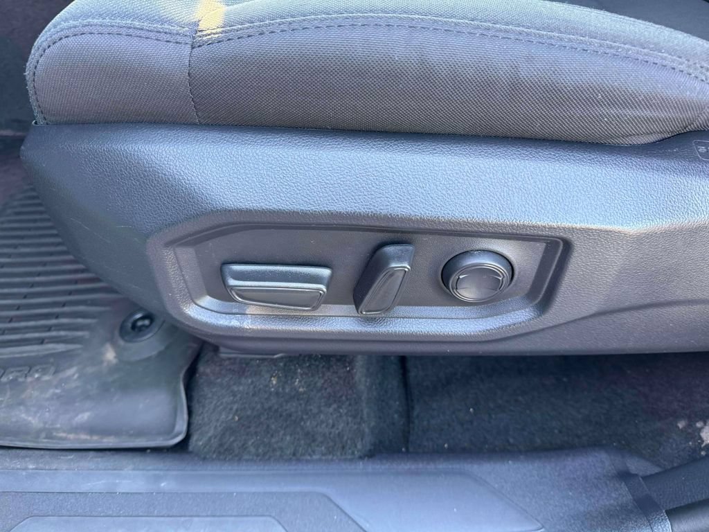 Used 2026 Toyota Tundra SR5 w/ SX Package RWD image 16