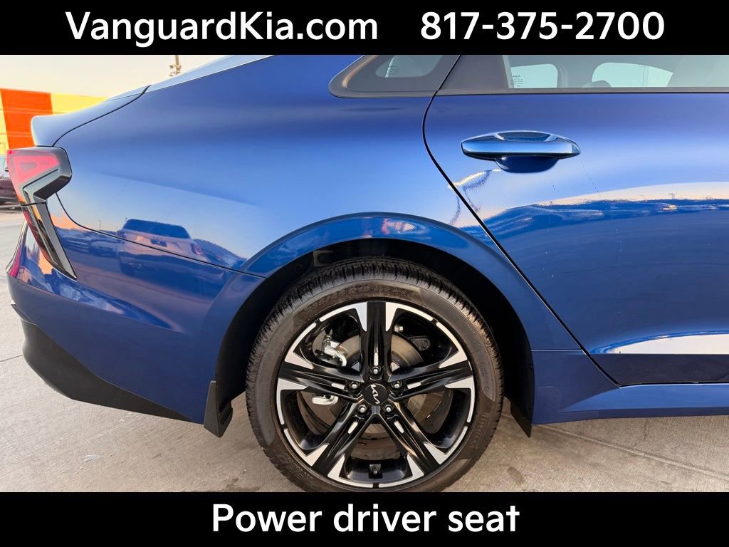 Certified 2025 Kia K5 GT-Line image 10