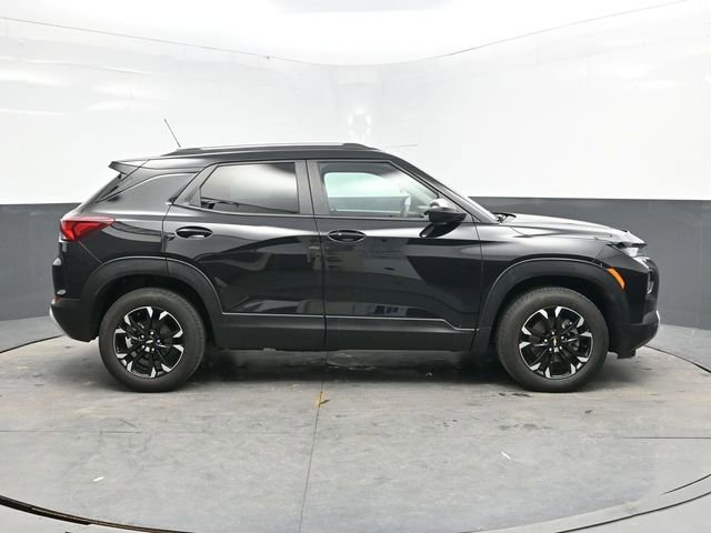 Used 2022 Chevrolet TrailBlazer LT w/ Convenience Package AWD/4WD image 8