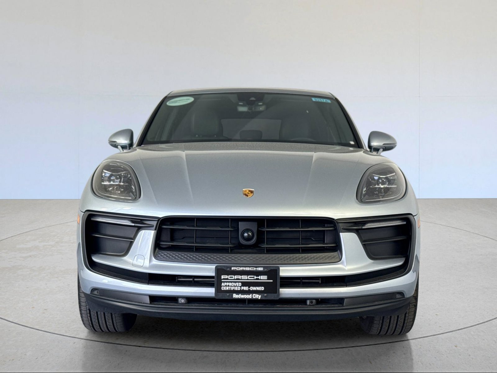 Certified 2026 Porsche Macan AWD/4WD image 11