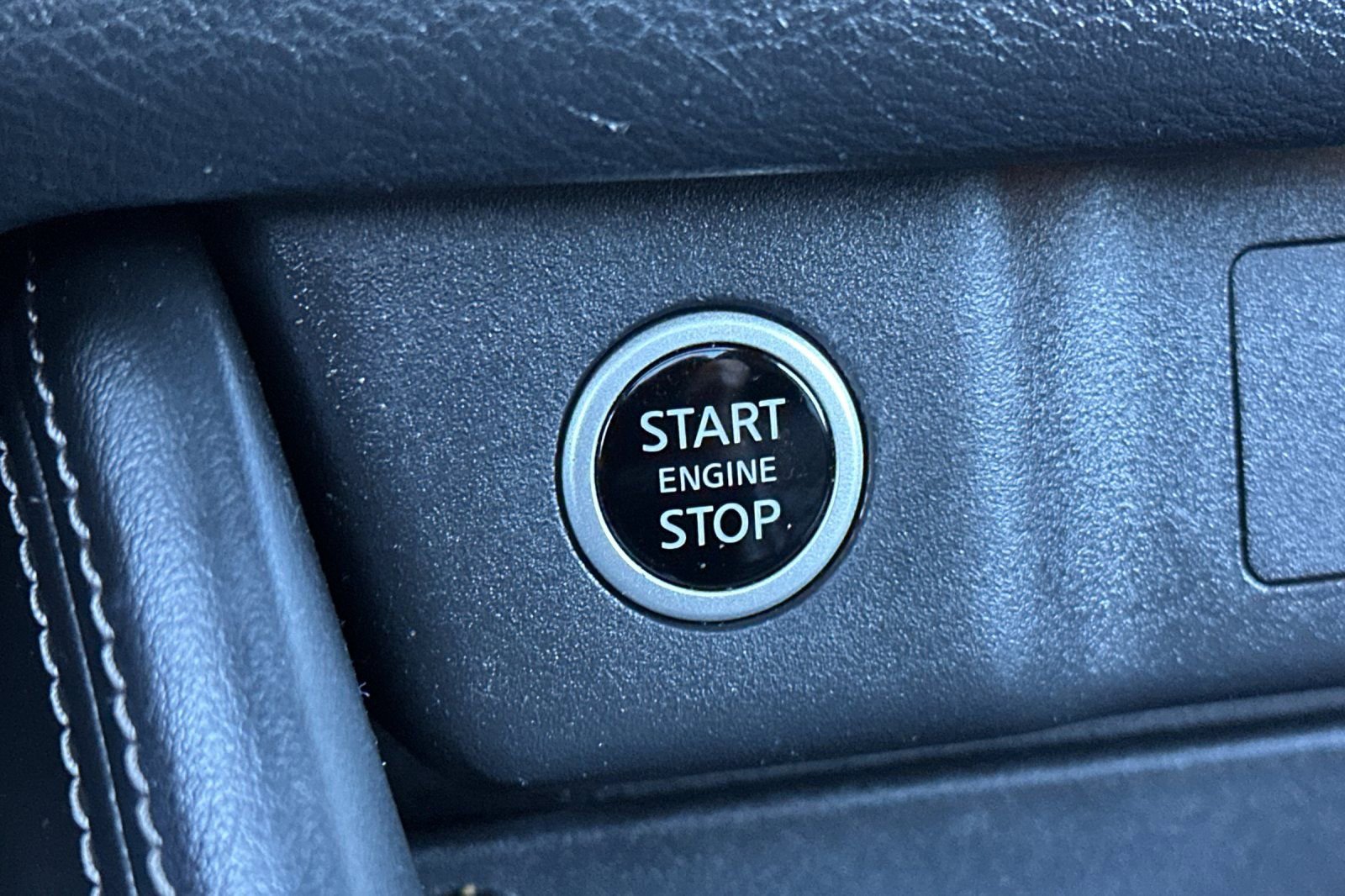 Used 2021 Nissan Rogue SL w/ Premium Package image 21