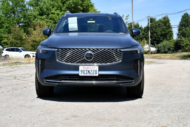 Certified 2026 Volvo XC90 B6 Plus AWD/4WD image 2