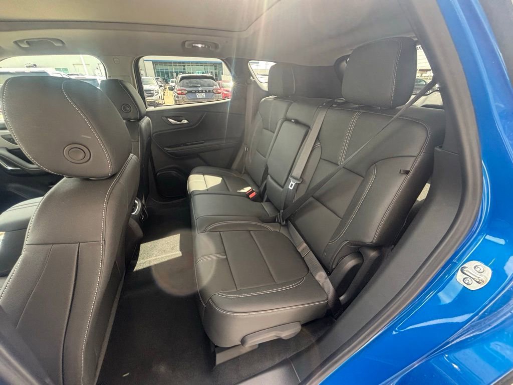 New 2026 Chevrolet Blazer LT w/ Midnight/Sport Edition image 9
