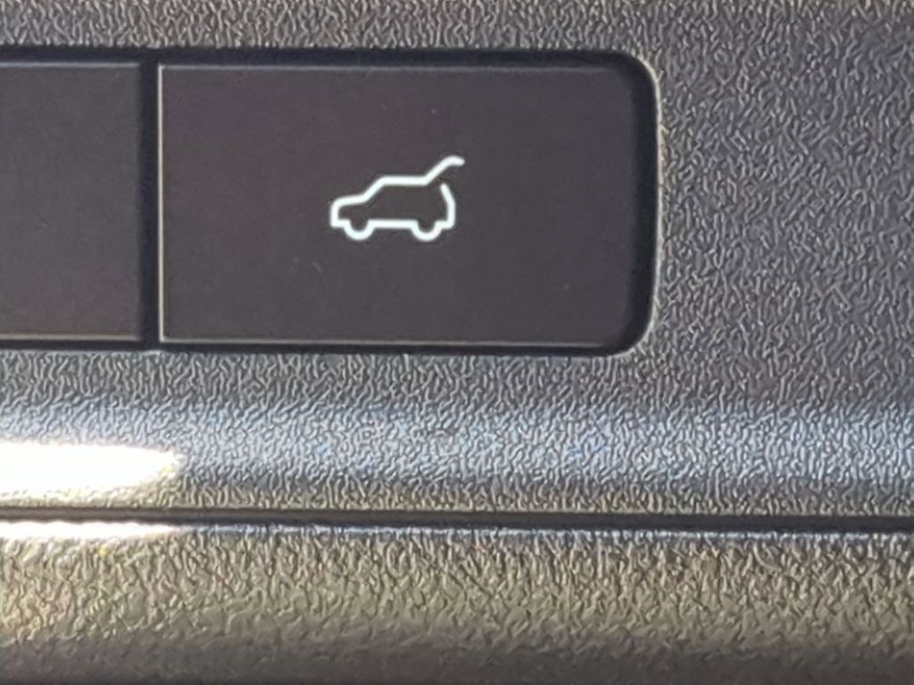 Used 2024 Ford Expedition Max Limited AWD/4WD image 33