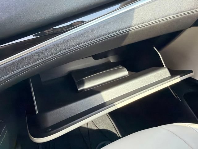 Certified 2024 Buick Enclave Avenir w/ Avenir Technology Package FWD image 41