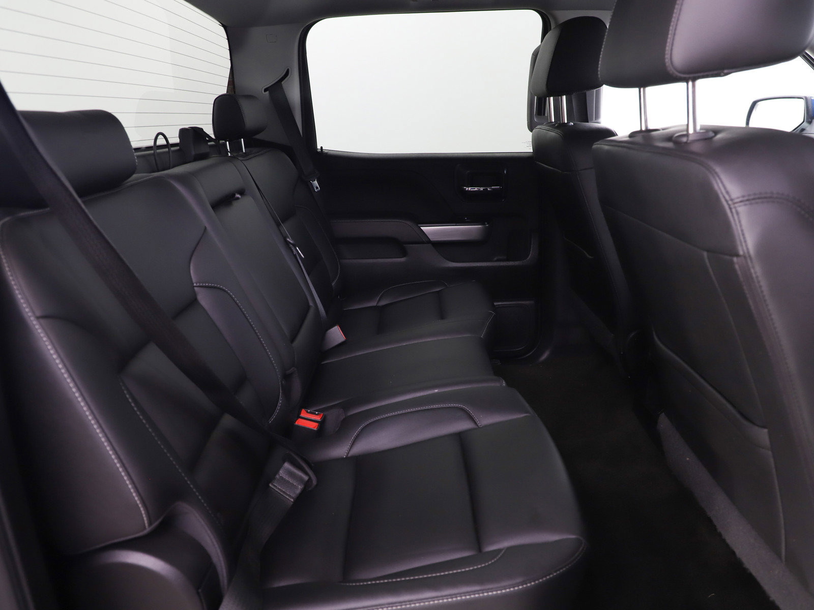 Used 2018 Chevrolet Silverado 1500 LT w/ All Star Edition image 12