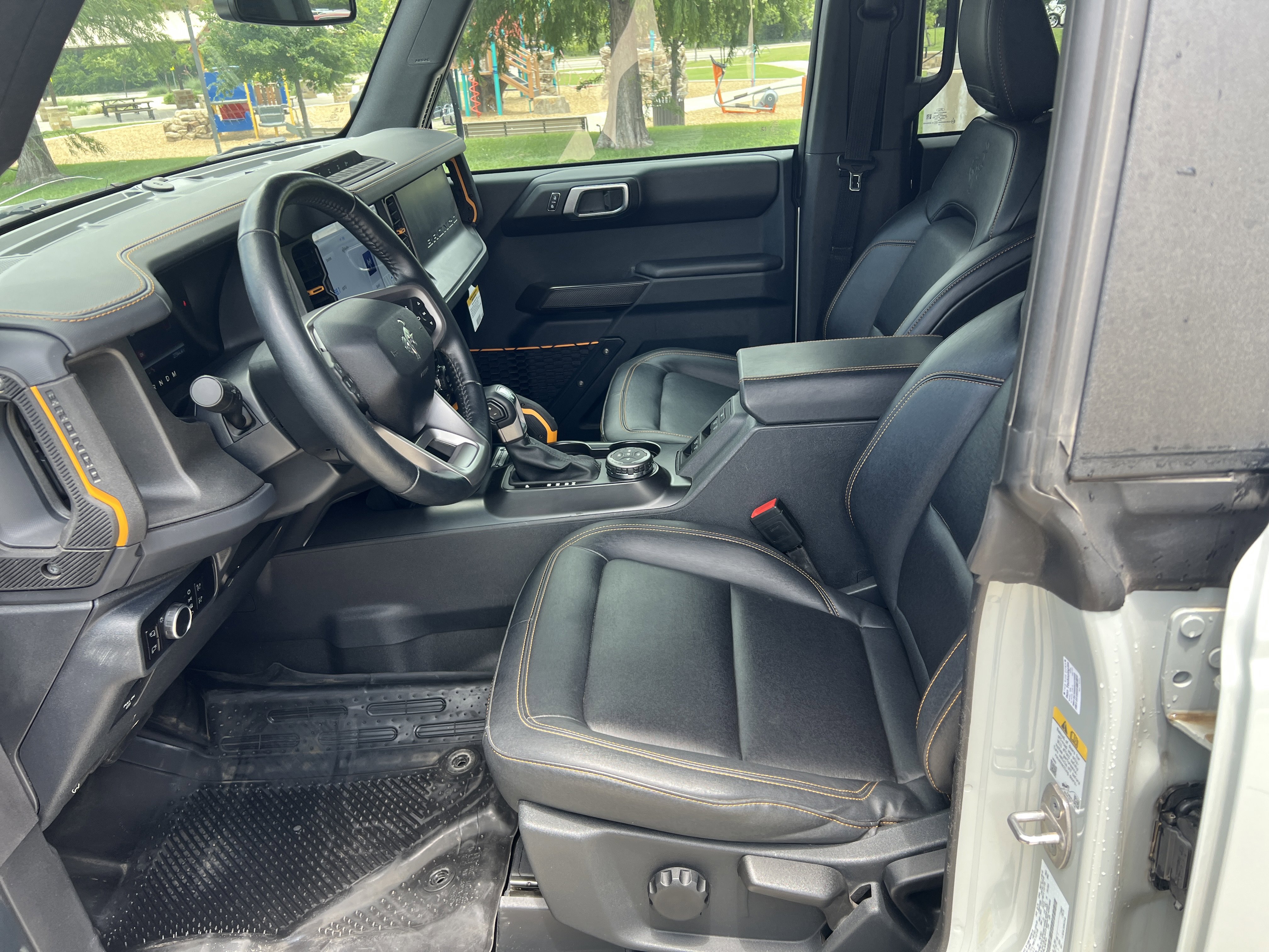Used 2024 Ford Bronco Badlands AWD/4WD image 15
