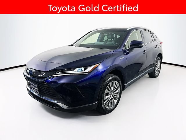 Certified 2021 Toyota Venza XLE w/ Softex Package AWD/4WD image 4
