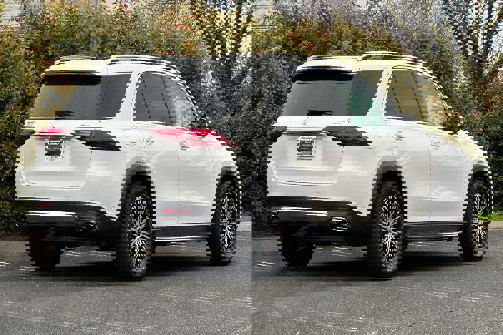 New 2026 Mercedes-Benz GLE 350 4MATIC image 3