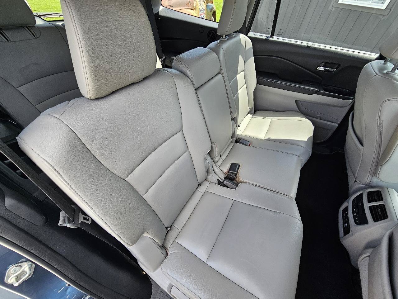 Used 2018 Honda Pilot EX-L image 29