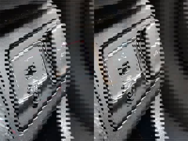 Used 2019 Jeep Renegade Trailhawk w/ LED Lighting Group image 30