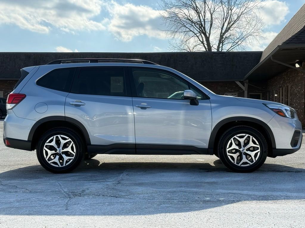 Used 2019 Subaru Forester Premium image 7