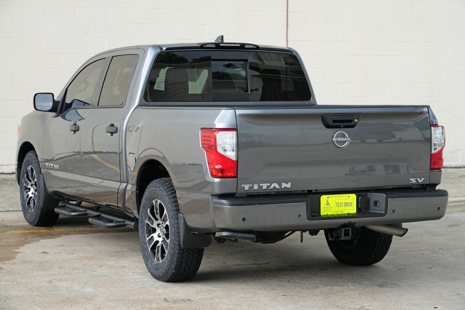 Used 2023 Nissan Titan SV w/ SV Convenience Package RWD image 43
