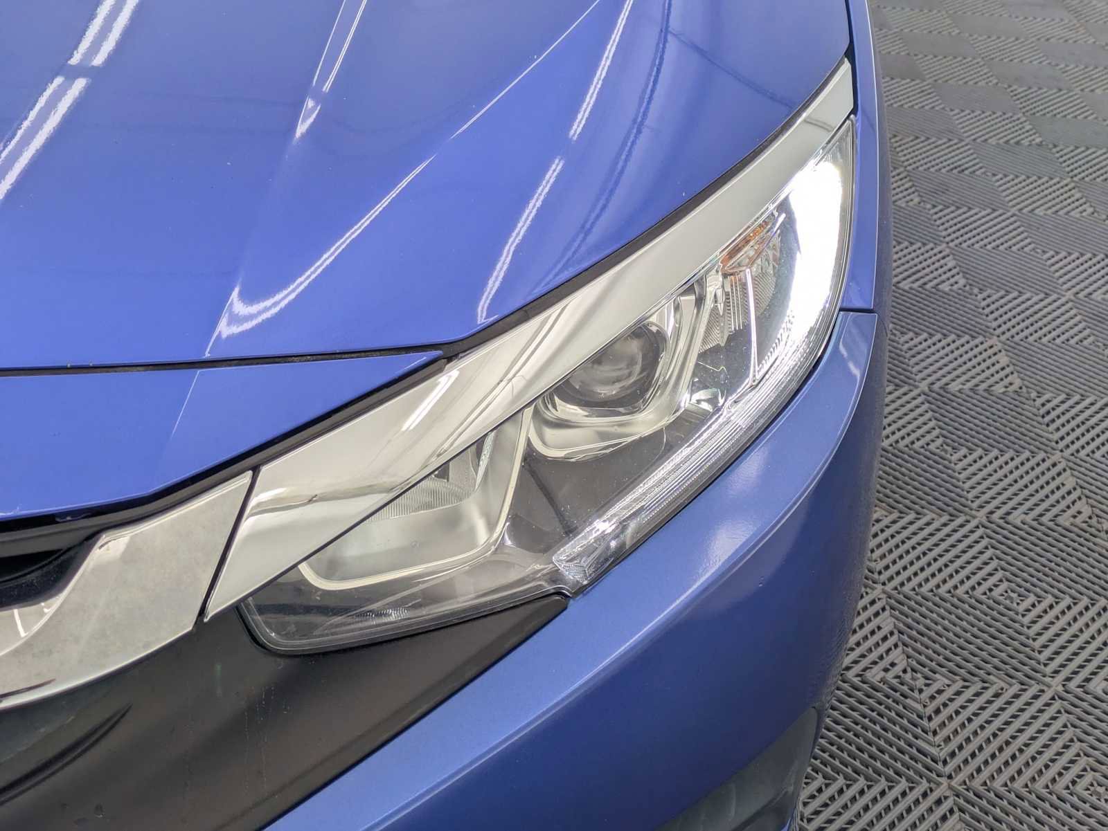 Used 2018 Honda Civic EX-T image 10