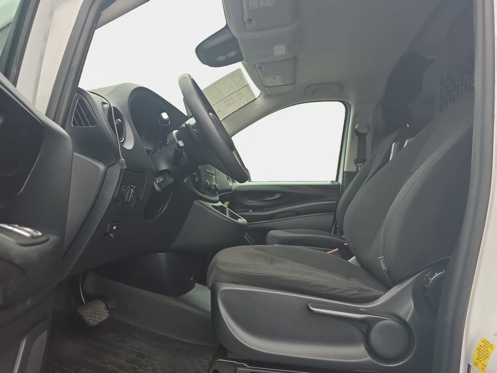 Used 2019 Mercedes-Benz Metris image 12