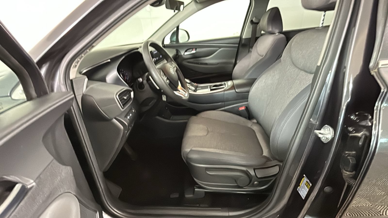 Certified 2023 Hyundai Santa Fe SE FWD image 14