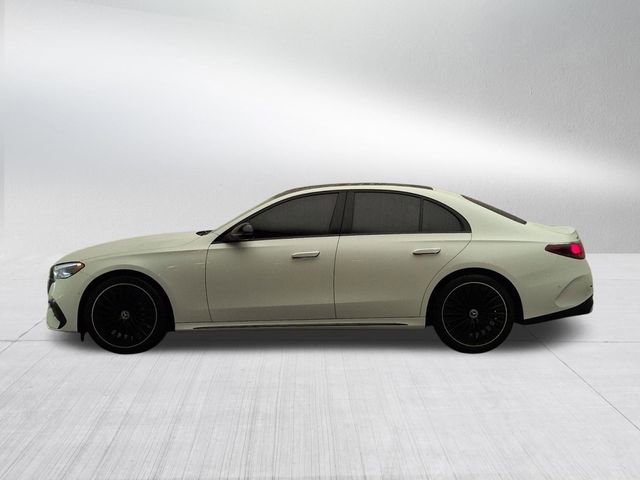 Used 2024 Mercedes-Benz E 350 4MATIC Sedan image 8