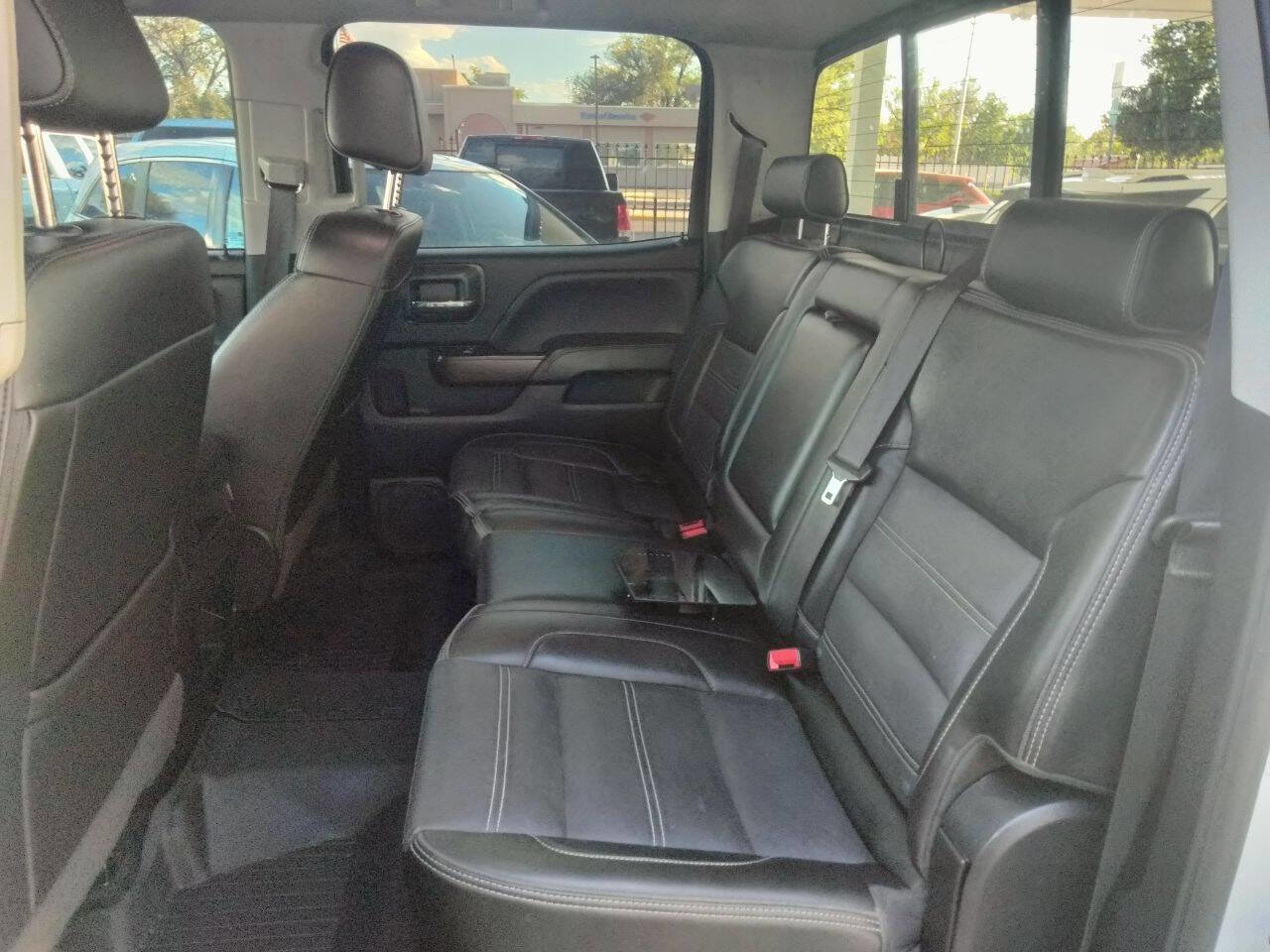 Used 2019 GMC Sierra 3500 Denali w/ Duramax Plus Package image 11