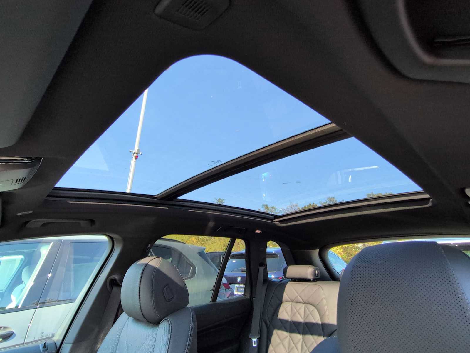 Used 2026 BMW X5 xDrive40i w/ M Sport Package image 20