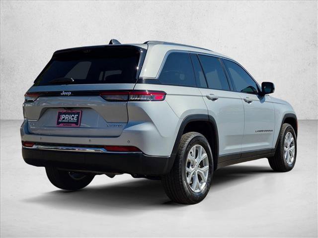 Used 2023 Jeep Grand Cherokee Limited w/ Luxury Tech Group II AWD/4WD image 5