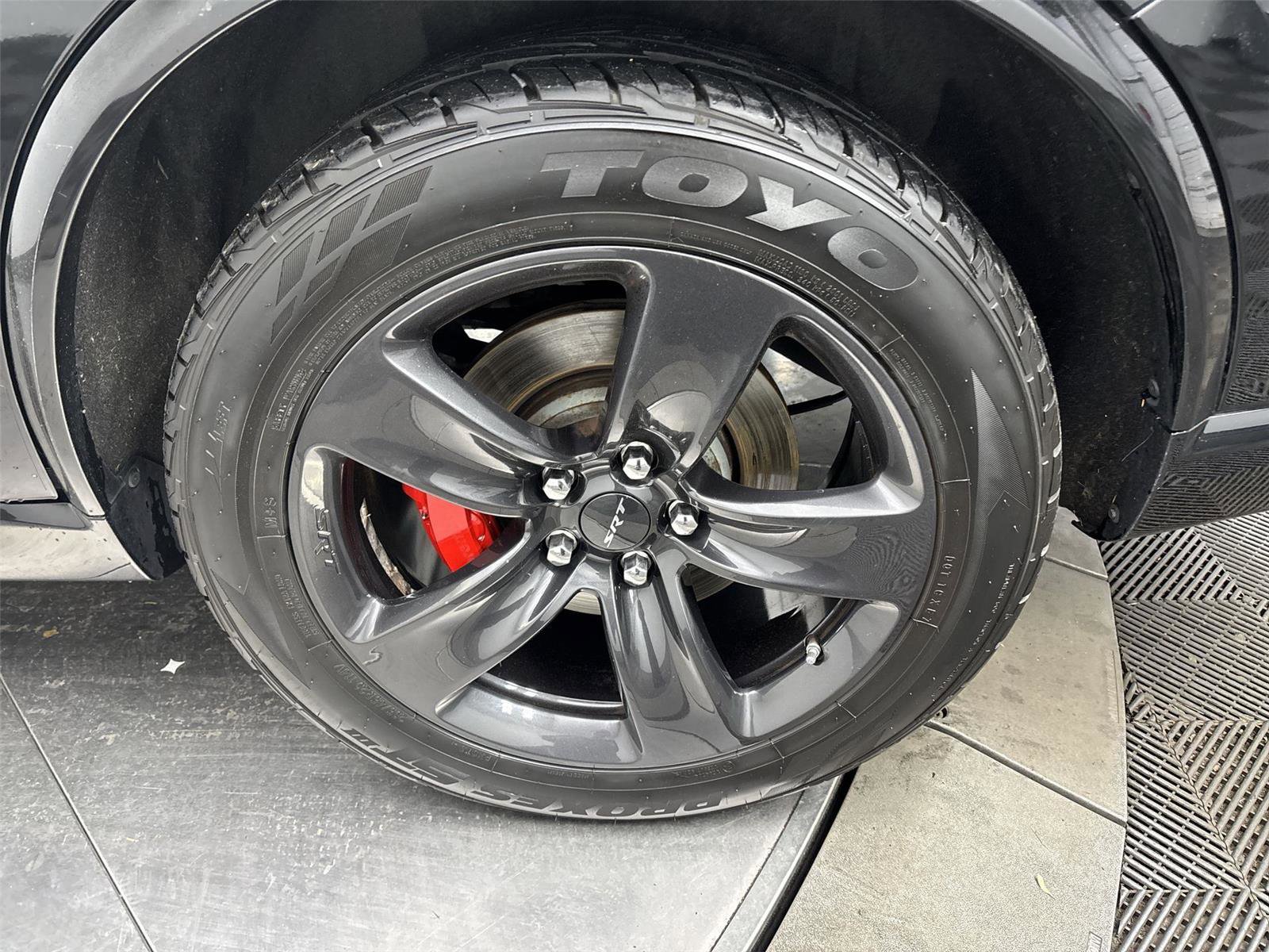 Used 2018 Dodge Durango SRT w/ SRT Interior Appearance Group image 27