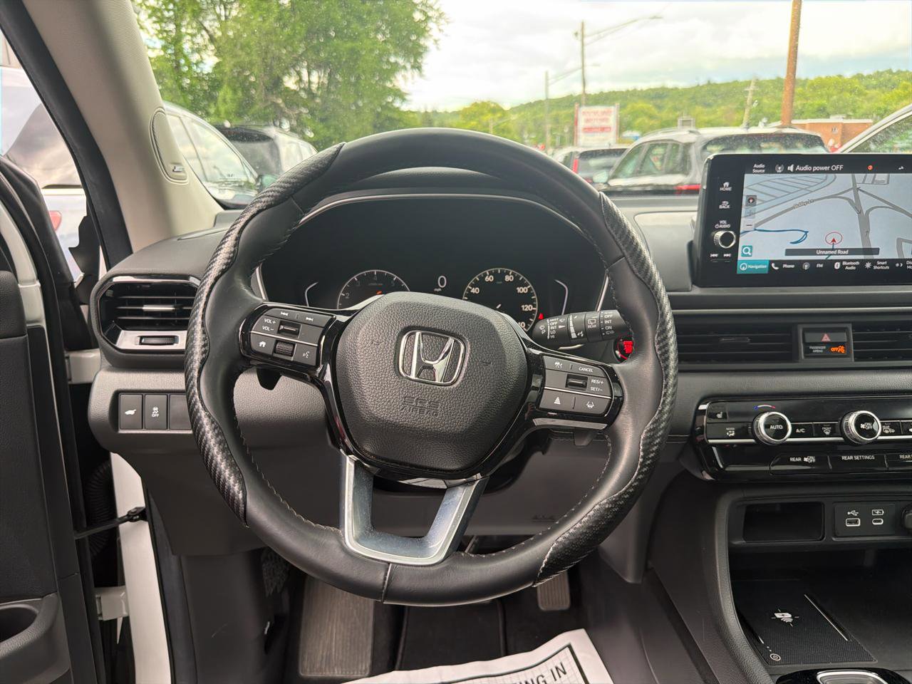 Used 2024 Honda Pilot Touring image 24