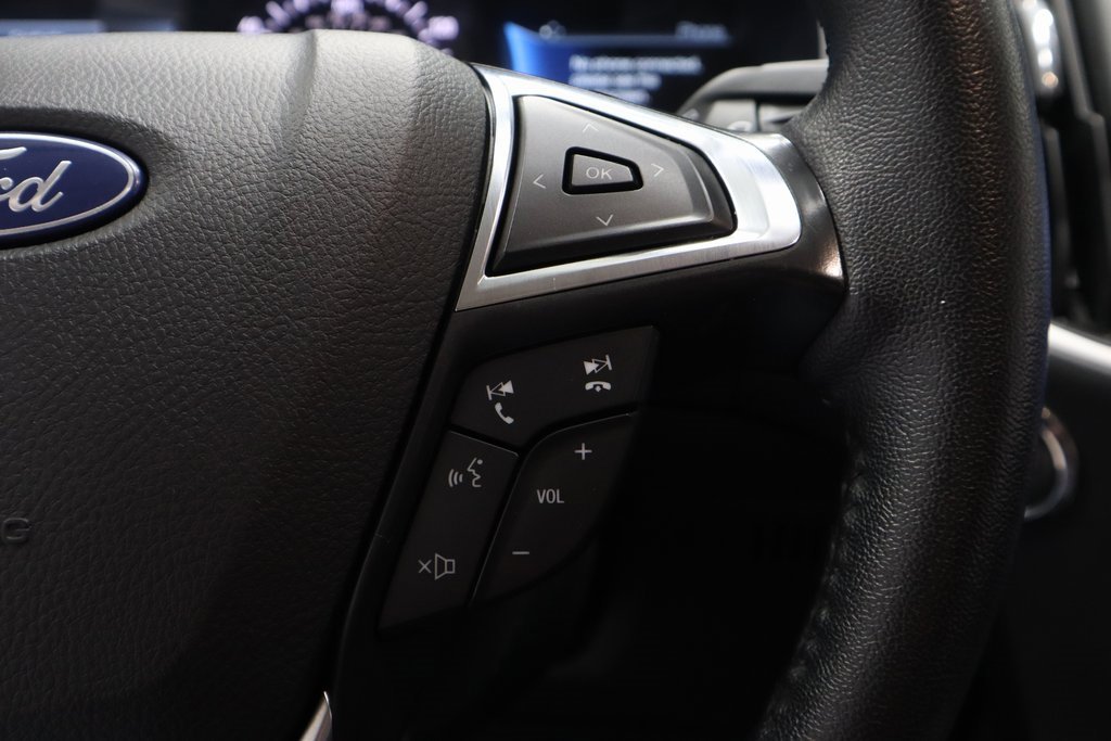 Certified 2024 Ford Edge SEL image 30