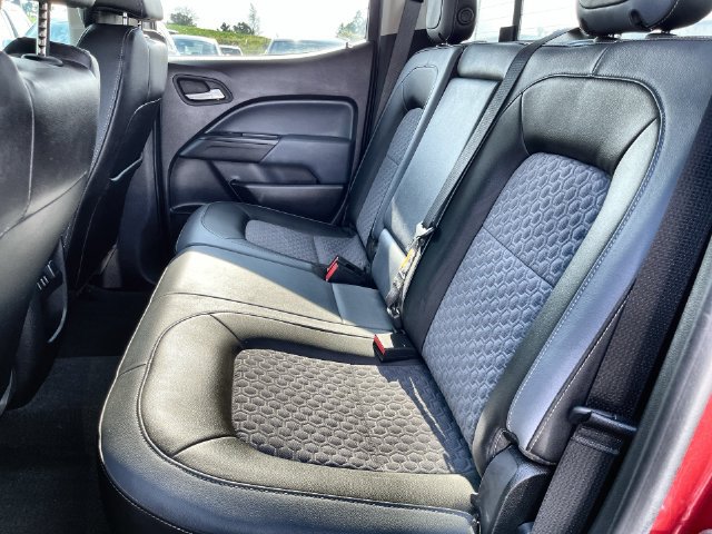 Used 2016 Chevrolet Colorado Z71 AWD/4WD image 31