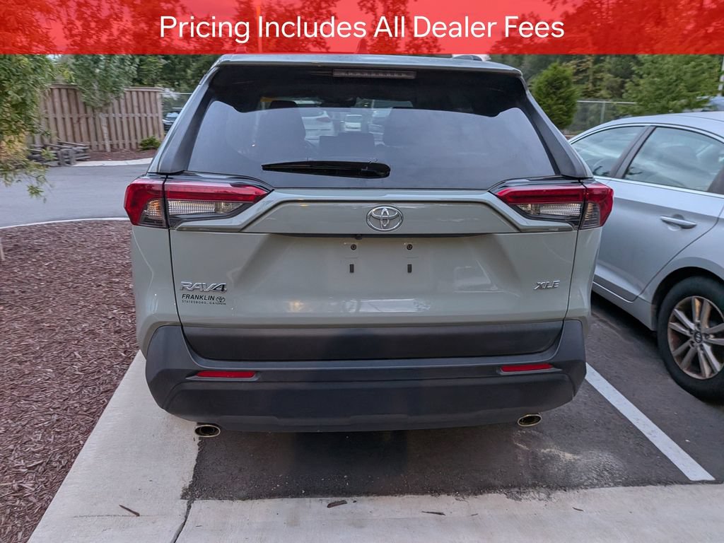 Used 2023 Toyota RAV4 XLE Premium FWD image 6