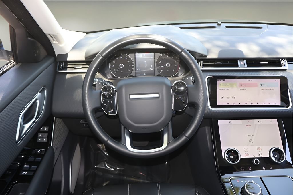 Used 2020 Land Rover Range Rover Velar S AWD/4WD image 14