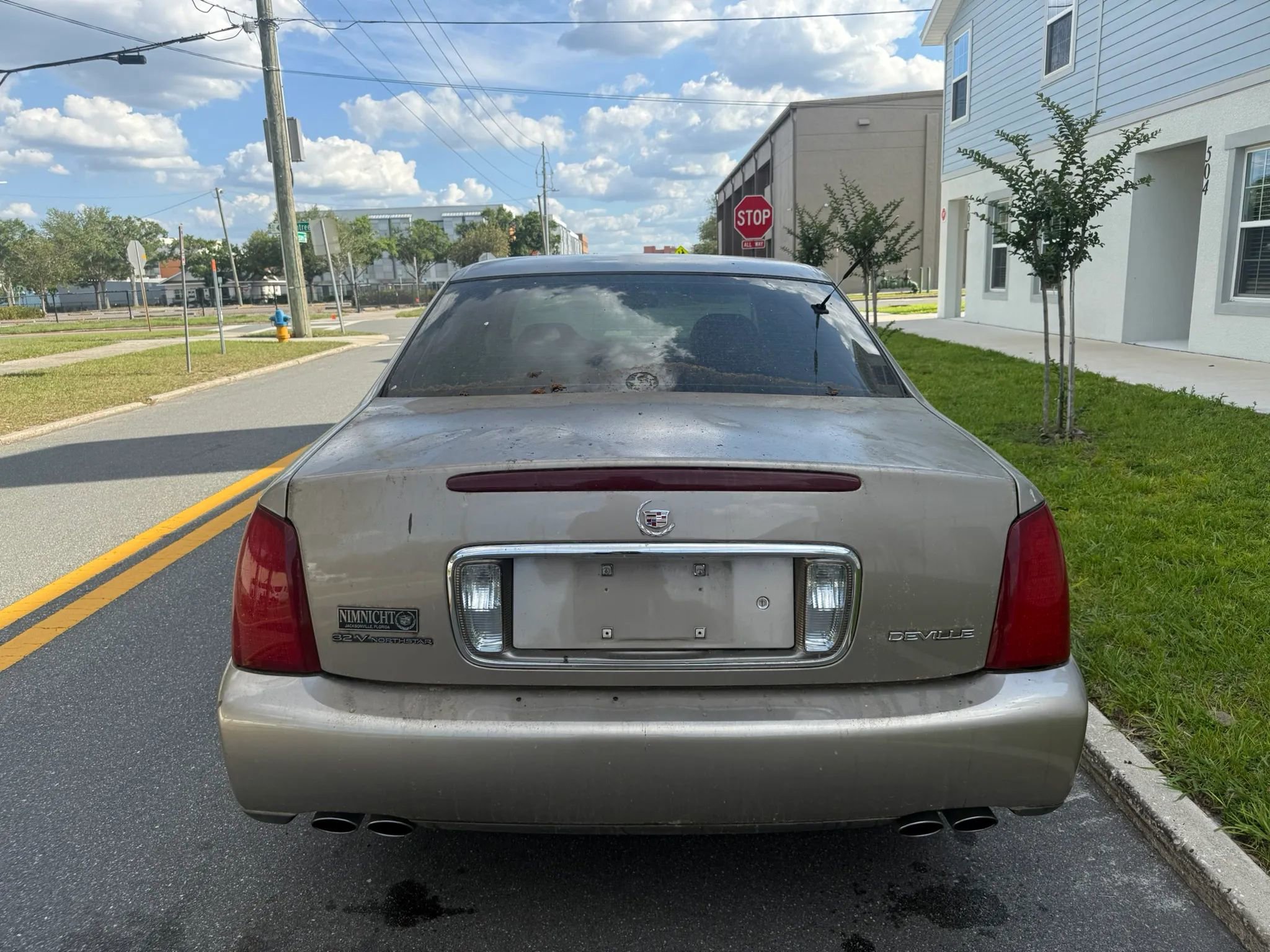 Used 2002 Cadillac De Ville Sedan w/ Comfort/Convenience Pkg image 8