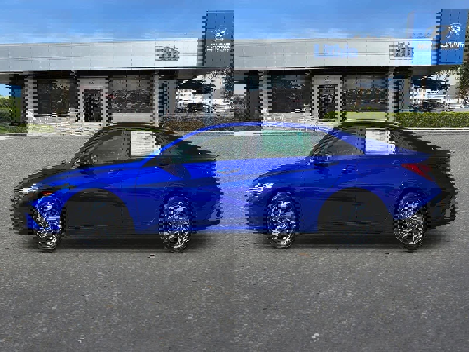 New 2025 Hyundai Elantra Sport image 6