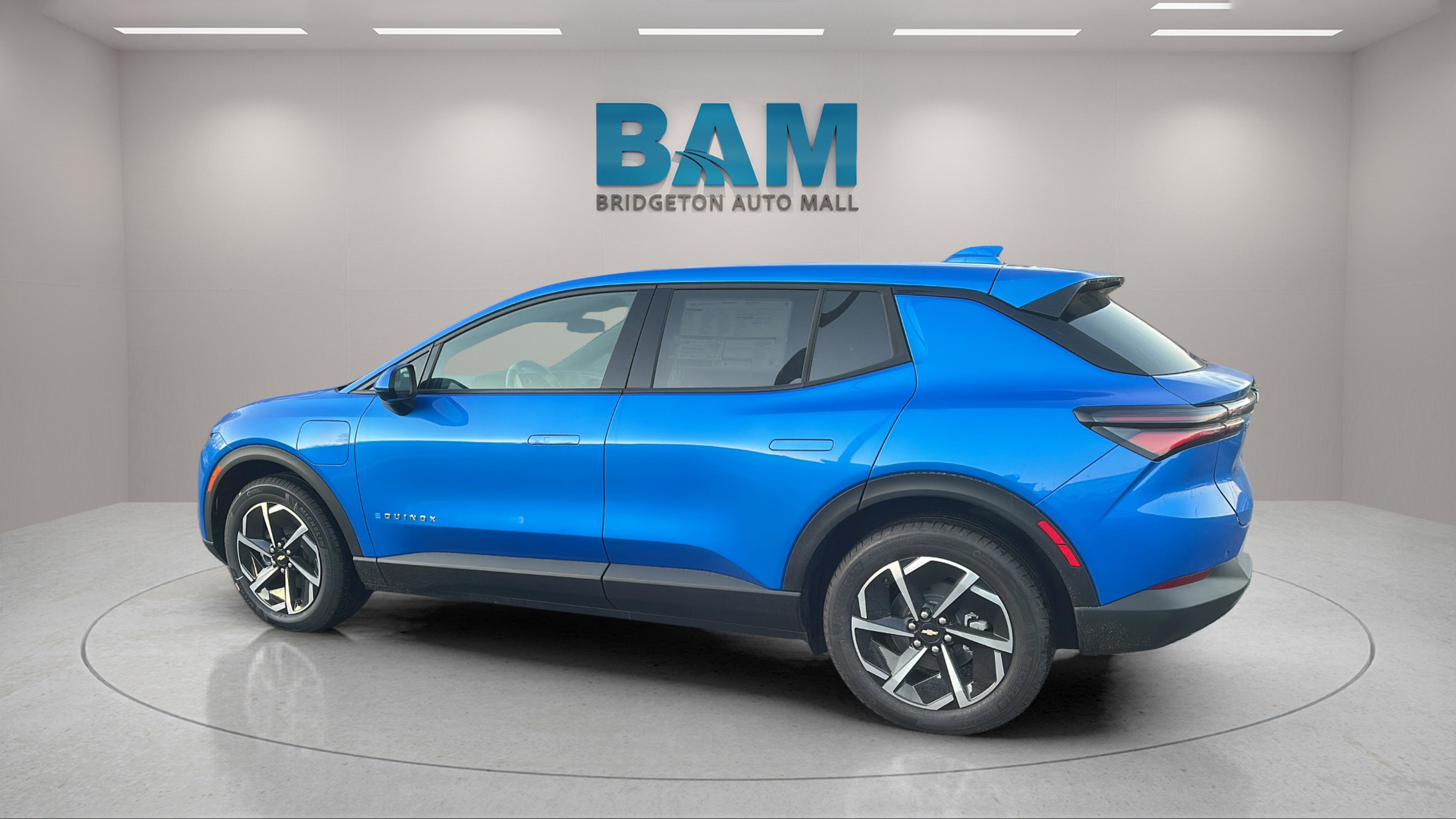 New 2026 Chevrolet Equinox EV LT image 6