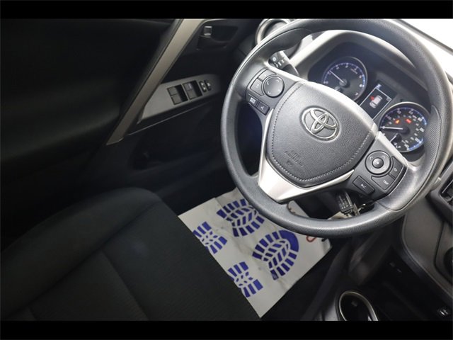 Used 2017 Toyota RAV4 LE image 11