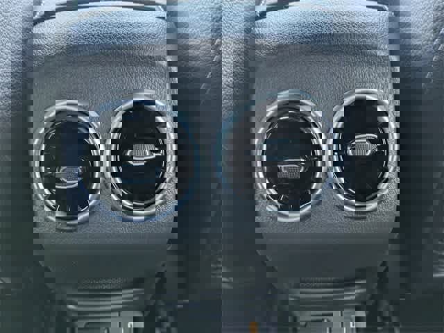 New 2025 Mercedes-Benz GLB 250 image 4