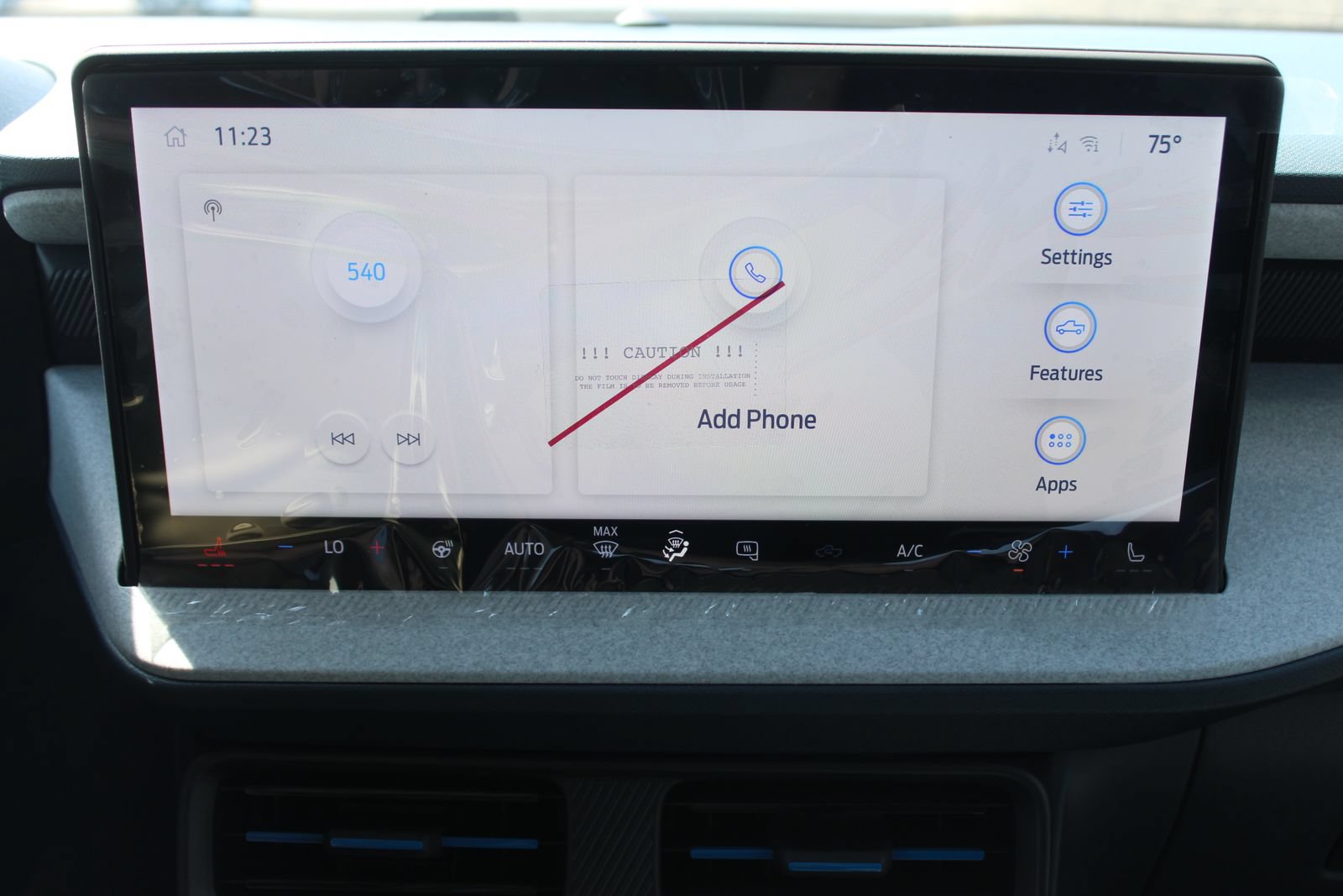 New 2025 Ford Maverick XLT w/ XLT Luxury Package FWD image 41