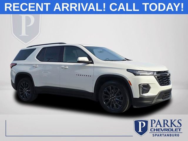 Used 2023 Chevrolet Traverse RS image 1