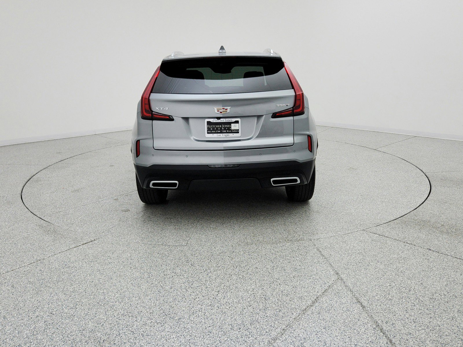Used 2025 Cadillac XT4 Premium Luxury FWD image 6