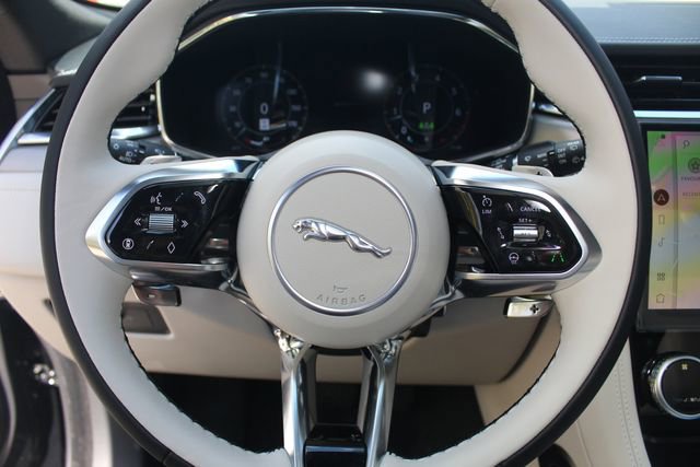 New 2026 Jaguar F-PACE R-Dynamic S image 17