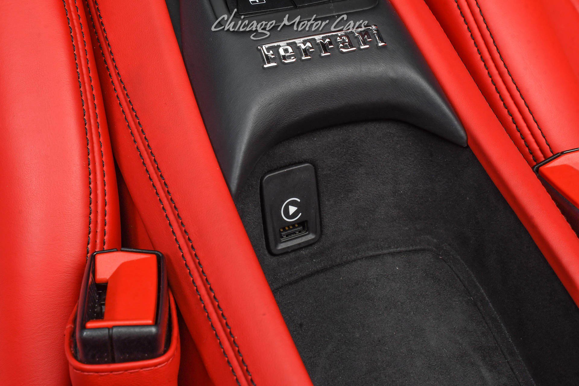 Used 2022 Ferrari F8 Tributo image 21