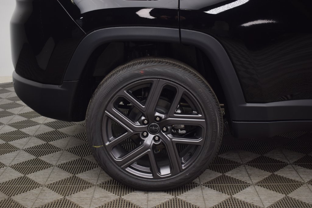 New 2026 Jeep Compass Limited AWD/4WD image 8