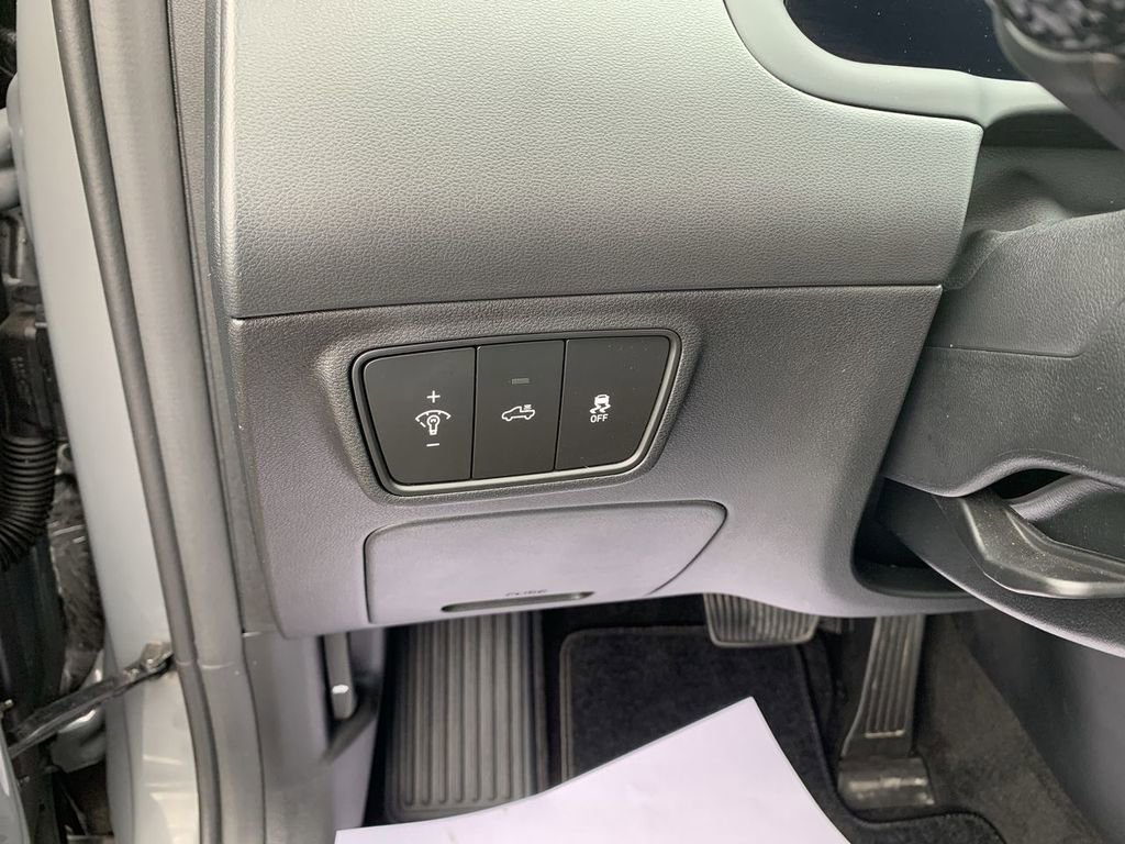 Used 2024 Hyundai Santa Cruz Limited AWD/4WD image 14