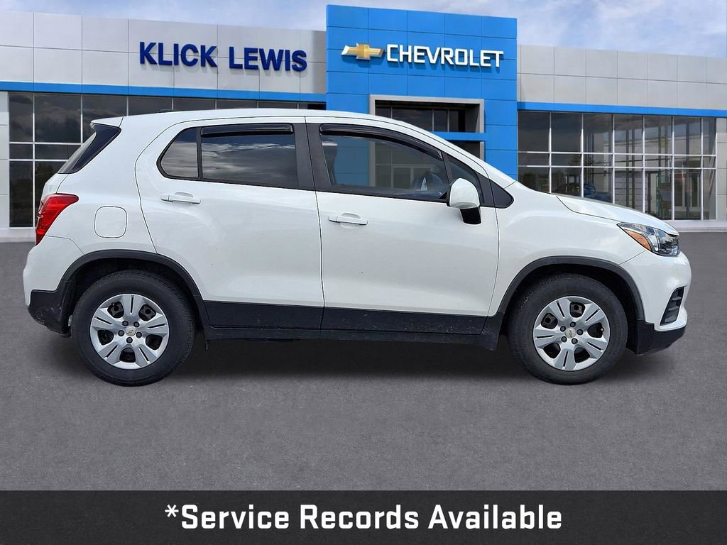 Used 2018 Chevrolet Trax LS image 9