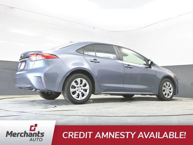 Used 2025 Toyota Corolla LE FWD image 36