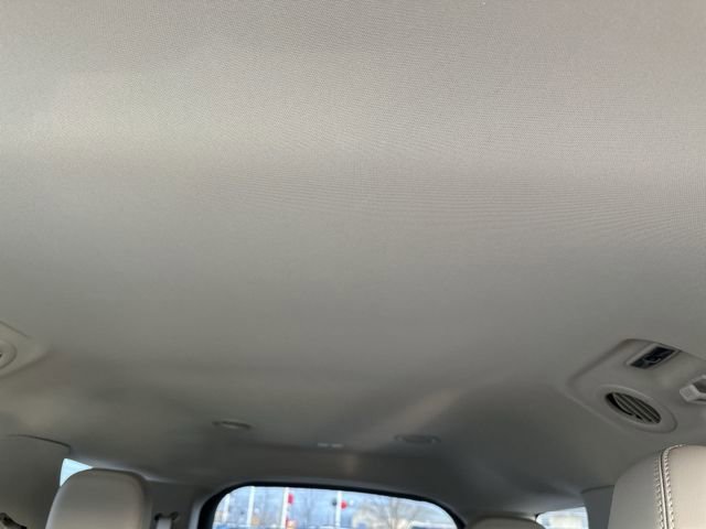 Used 2023 Ford Explorer XLT w/ Equipment Group 202A image 18