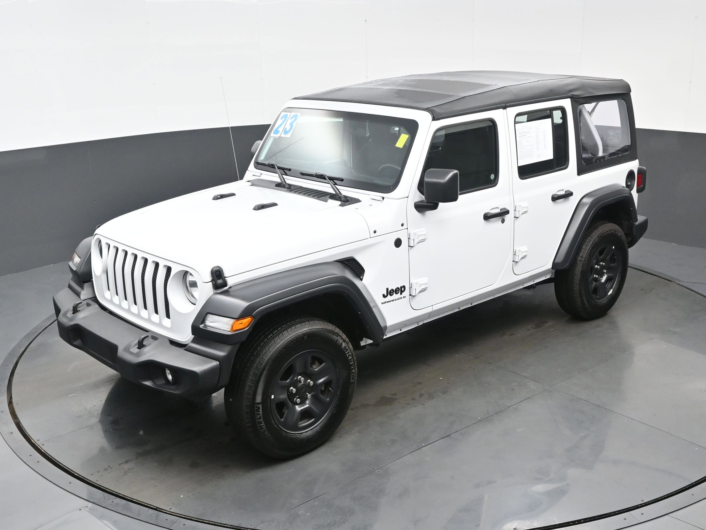 Used 2023 Jeep Wrangler Sport image 28