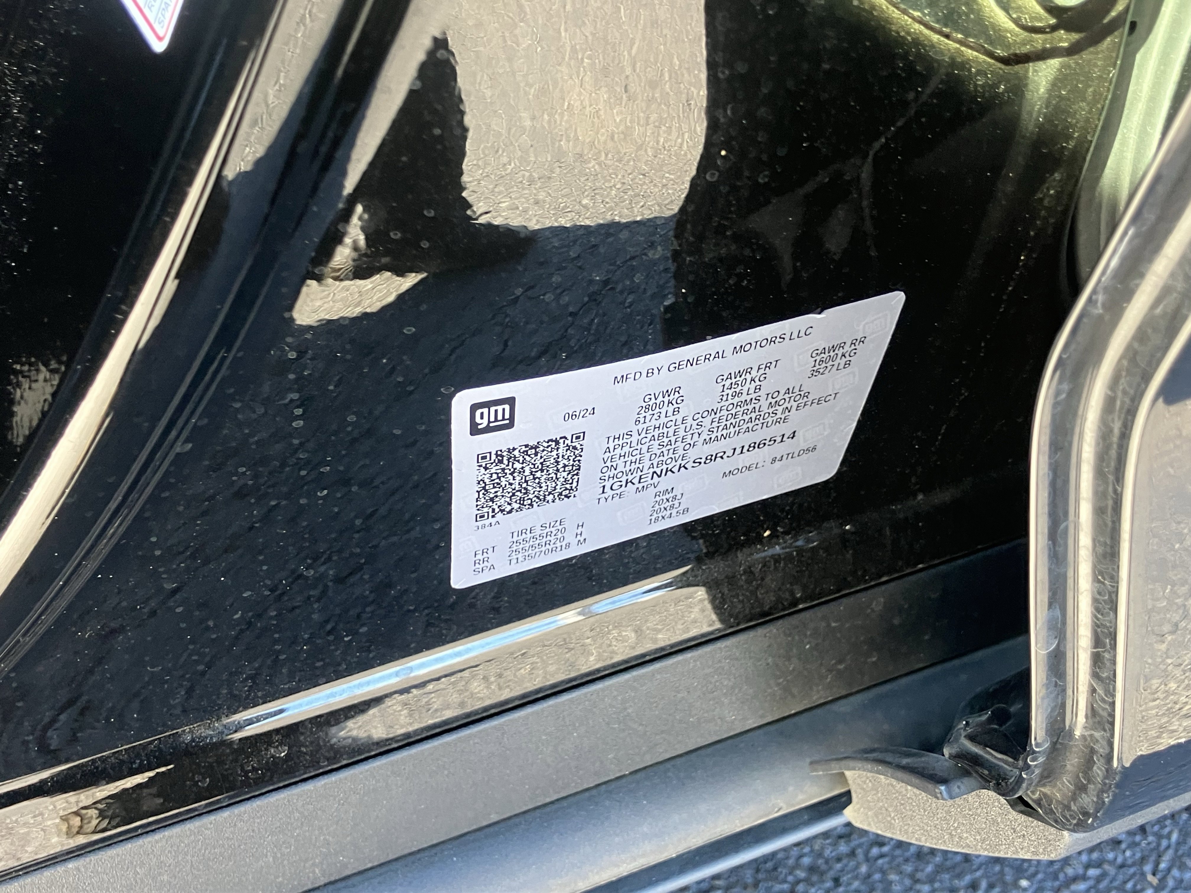 Used 2024 GMC Acadia Elevation image 31