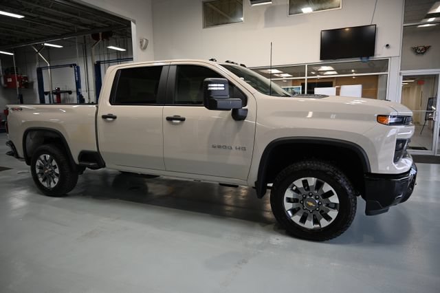 New 2026 Chevrolet Silverado 2500 Custom w/ Custom Value Package AWD/4WD image 4