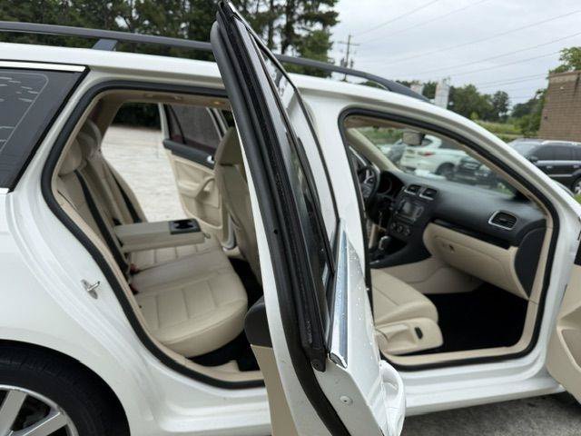 Used 2012 Volkswagen Jetta TDI FWD image 7