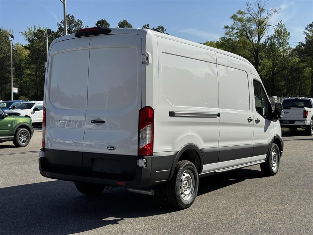 New 2025 Ford Transit 250 148 Medium Roof w/ Load Area Protection Package image 19
